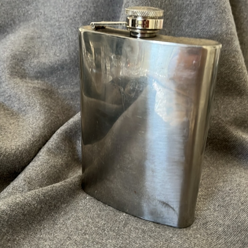 Bubba Insulated Cup & Stainless Steel Flask - Picture 5 of 9